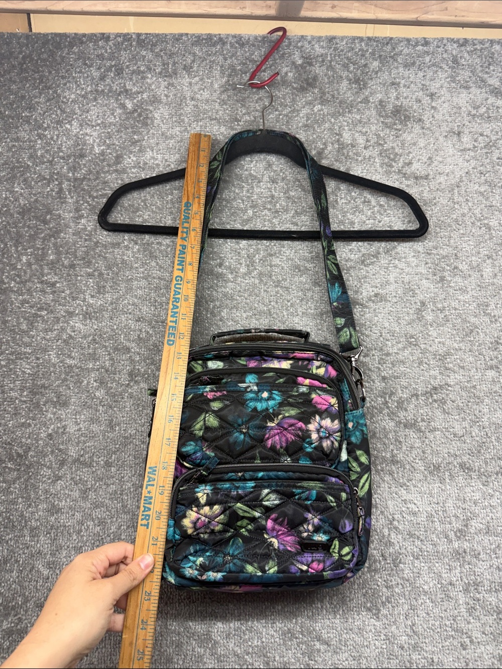 Lug Compass Crossbody Bag Black Multicolor Floral Quilted Travel Organizer Purse - Picture 2 of 14
